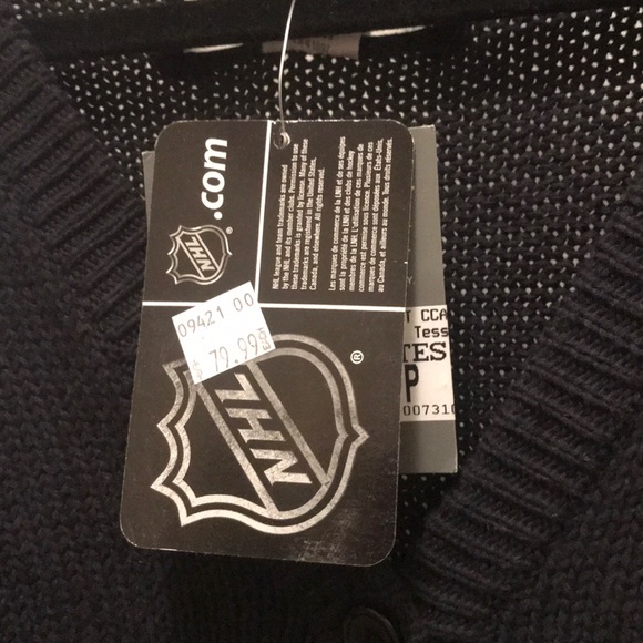 Old time hockey sweater - Picture 5 of 8